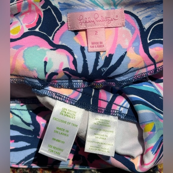 Lilly Pulitzer Printed Summer Shorts Bundle of 4 – Callahan & Makenna Women’s 2 - Picture 4 of 16
